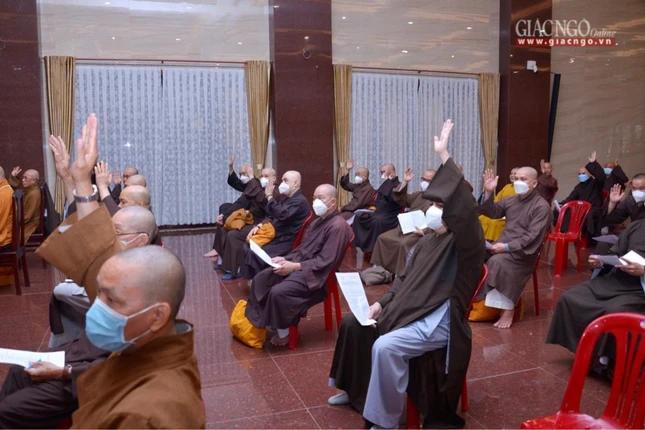 Chư tôn đức biểu quyết thống nhất một số nội dung quan trọng