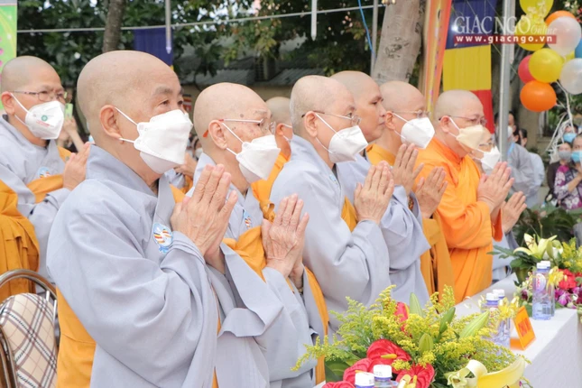 Chư tôn đức Ni tham dự