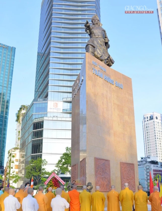 Được tôn tạo và khánh thành vào tháng 3-2022, tượng đài Đức Thánh Trần Hưng Đạo là công trình văn hóa quan trọng đối với người dân TP.HCM
