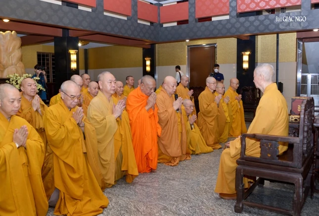 Dâng lời tri ân bậc đạo sư đã định hướng phát triển cho Phật giáo Thành phố