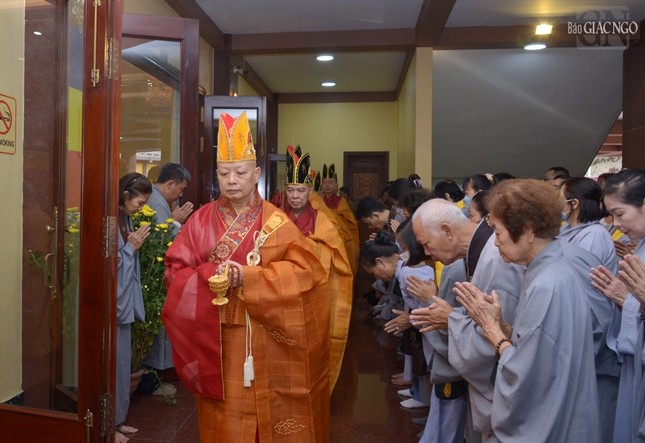 Hòa thượng Thích Lệ Trang đương vi Đệ nhất đàn chủ