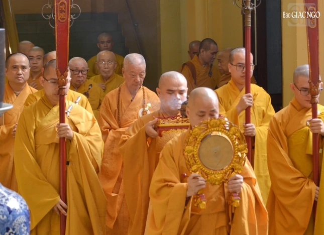 Cung thỉnh Đức Pháp chủ cùng chư tôn giáo phẩm quang lâm cử hành lễ tưởng niệm Cung thỉnh Đức Pháp chủ cùng chư tôn giáo phẩm quang lâm cử hành lễ tưởng niệm