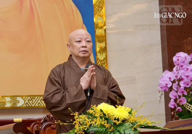 Hòa thượng Trưởng ban Trị sự có đôi lời chia sẻ đến chư tôn đức Hòa thượng Trưởng ban Trị sự có đôi lời chia sẻ đến chư tôn đức