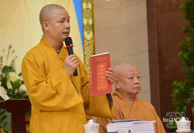 Dịp này, Ban Nghi lễ T.Ư cũng công bố dự thảo bộ Giáo trình Nghi lễ