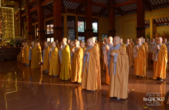 Lắng lòng tưởng nhớ bậc thầy của nhiều thế hệ Tăng Ni, Phật tử Lắng lòng tưởng nhớ bậc thầy của nhiều thế hệ Tăng Ni, Phật tử