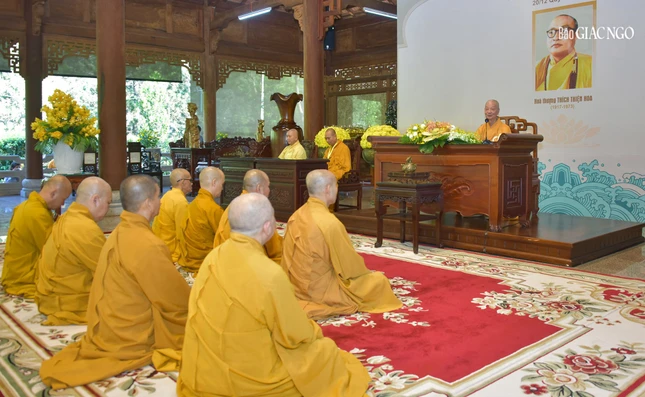 Thể theo lời cầu thỉnh từ chư tôn đức trong thiền phái, Đức Pháp chủ đã có thời giáo giới đến toàn thể Tăng Ni thiền phái Trúc Lâm