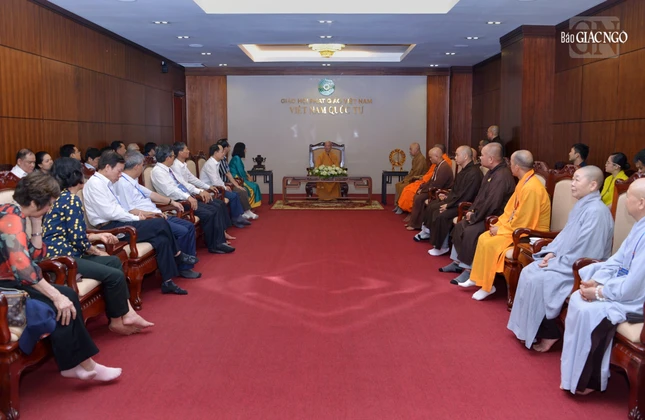 Quang cảnh buổi đón tiếp