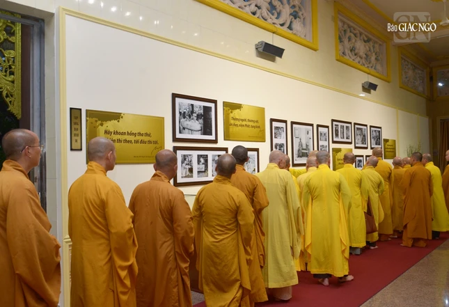 Hoài niệm Tôn sư