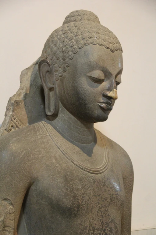 Những hiện vật tại Bảo tàng Khảo cổ Sarnath mang giá trị cao về nghệ thuật lẫn lịch sử