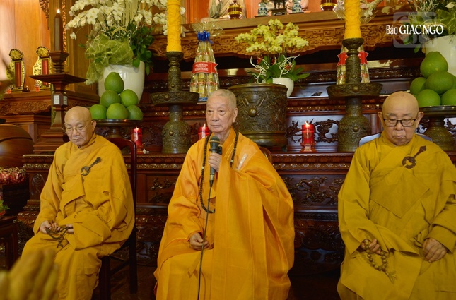 Đức Pháp chủ có lời huấn thị đến chư Tăng