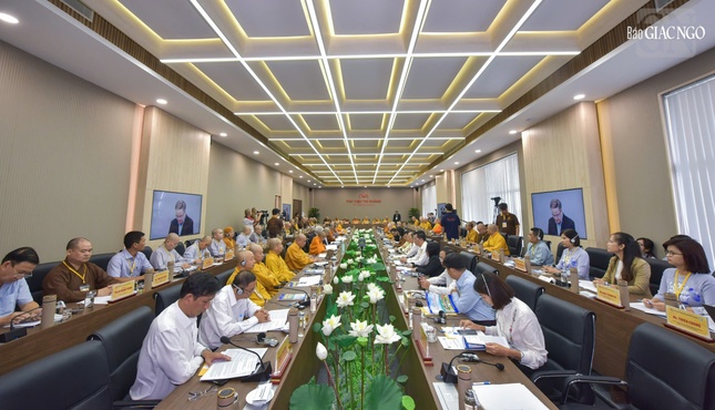 Hình ảnh phiên họp sáng 27-9-2024