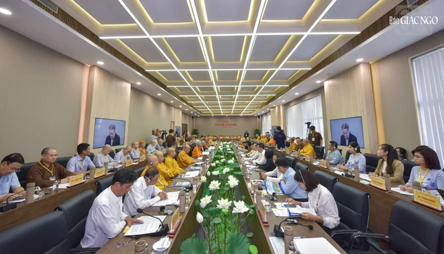 Hình ảnh phiên họp sáng 27-9-2024