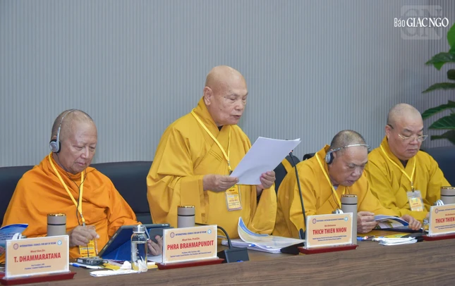 Trưởng lão Hòa thượng Thích Thiện Nhơn đọc diễn văn khai mạc