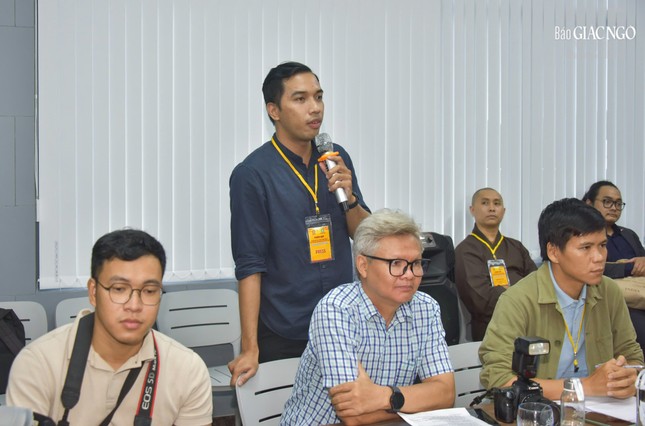 Đại diện Báo Giác Ngộ