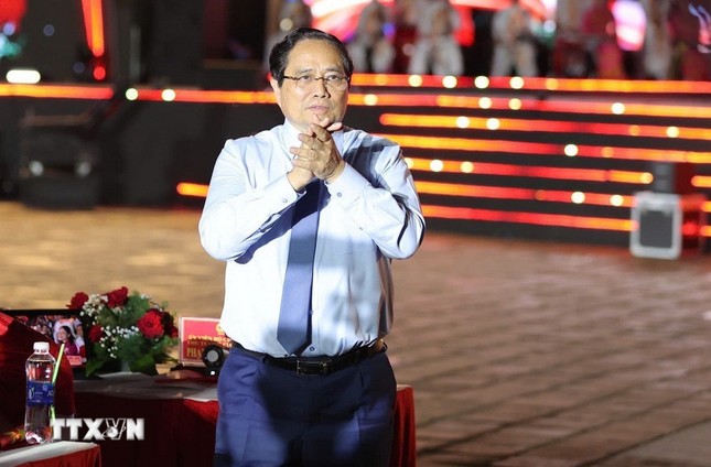 Thủ tướng Phạm Minh Chính hiện diện tham dự chương trình tại TP.Huế - Ảnh: TTXVN Thủ tướng Phạm Minh Chính hiện diện tham dự chương trình tại TP.Huế - Ảnh: TTXVN