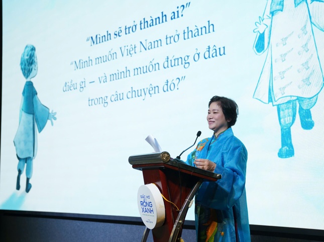 Tác giả Trần Tuệ Tri chia sẻ về những trải nghiệm, ý hướng và thông điệp quanh cuốn sách của mình tại buổi ra mắt