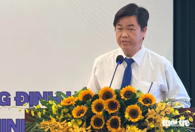 Ông Lê Văn Minh phát biểu tổng kết tọa đàm - Ảnh: Hoài Phương Ông Lê Văn Minh phát biểu tổng kết tọa đàm - Ảnh: Hoài Phương