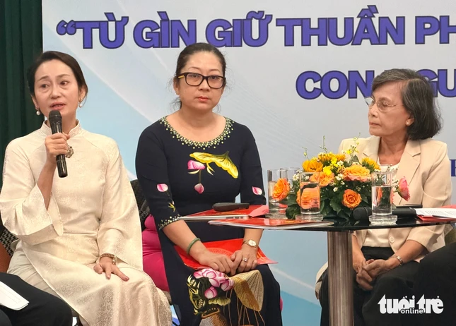 Nghệ sĩ Hạnh Thúy nói mỗi tác phẩm văn học nghệ thuật cần mang trách nhiệm xã hội - Ảnh: Hoài Phương Nghệ sĩ Hạnh Thúy nói mỗi tác phẩm văn học nghệ thuật cần mang trách nhiệm xã hội - Ảnh: Hoài Phương