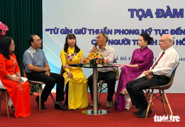 Tọa đàm thu hút nhiều ý kiến hiến kế về xây dựng hệ giá trị con người TP.HCM trong thời đại mới - Ảnh: Hoài Phương Tọa đàm thu hút nhiều ý kiến hiến kế về xây dựng hệ giá trị con người TP.HCM trong thời đại mới - Ảnh: Hoài Phương