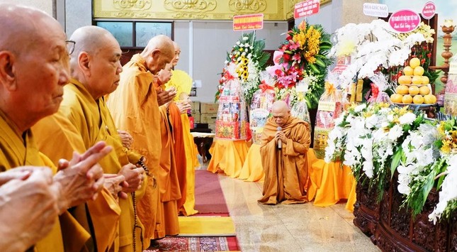 Hòa thượng Thích Giác Toàn cảm tạ Hòa thượng Thích Giác Toàn cảm tạ