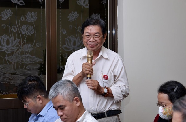 TS.Phạm Văn Nga - Nguyên Cẩn, người có nhiều bài viết sắc sảo cho chuyên mục Câu chuyện trong tuần/ Vấn đề - Sự kiện của Giác Ngộ TS.Phạm Văn Nga - Nguyên Cẩn, người có nhiều bài viết sắc sảo cho chuyên mục Câu chuyện trong tuần/ Vấn đề - Sự kiện của Giác Ngộ