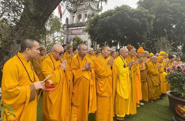 Thời kinh cầu nguyện Giác linh Trưởng lão Hòa thượng Thích Minh Tâm cao đăng Phật quốc