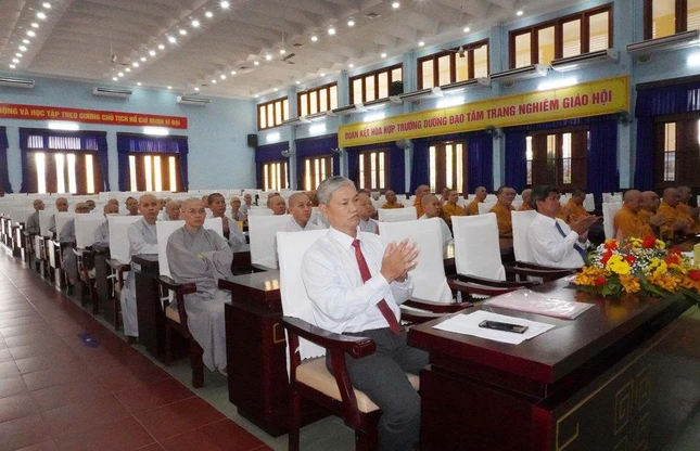 Đại biểu tham dự