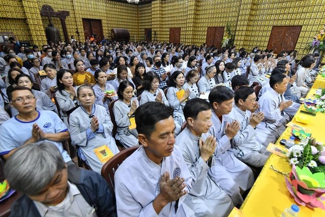 Hơn 1.000 Phật tử tham dự