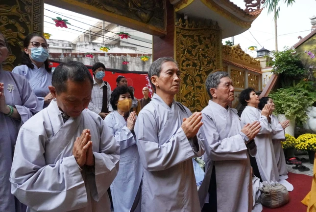 Phật tử tham dự Phật tử tham dự