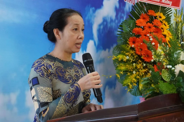 Bà Trương Thị Mỹ Hạnh phát biểu