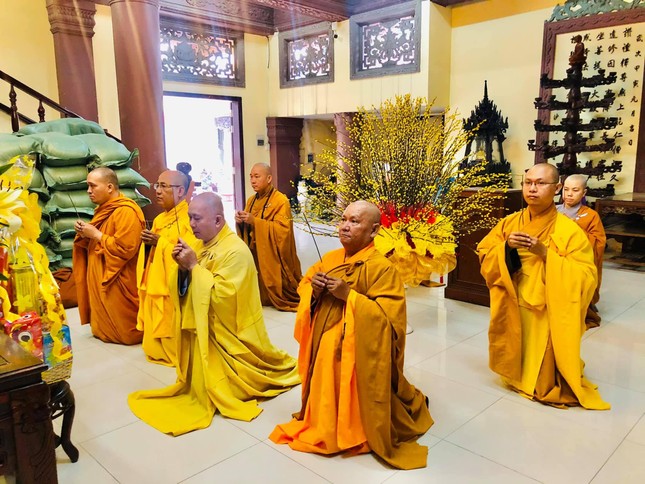 Lễ tổ tại chùa Huê Nghiêm