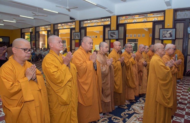 Chư tôn đức tham dự Chư tôn đức tham dự