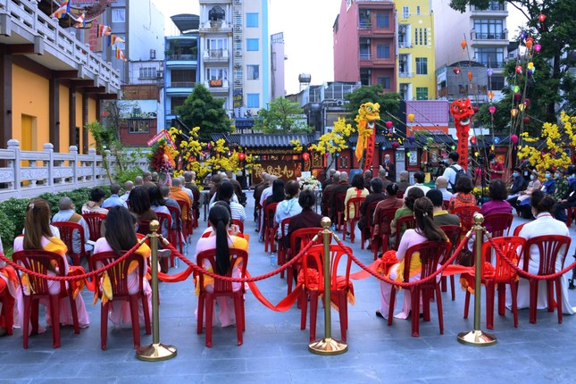 Quang cảnh lễ khai mạc