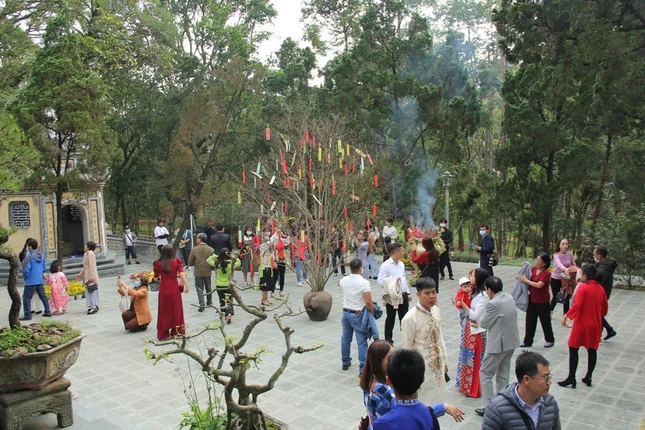 Chùa Từ Hiếu - điểm du xuân thu hút nhiều Phật tử