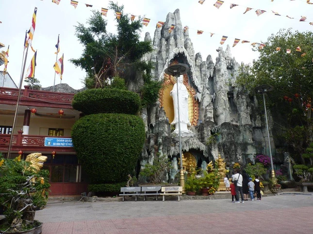 Hình ảnh đi chùa tại Lagi, Bình Thuận