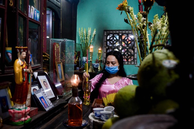 Hướng về ông bà tổ tiên trong tinh thần tri ân