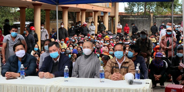 Ban Tổ chức đã tặng 500 phiếu đi siêu thị, mỗi phiếu trị giá 300.000 đồng