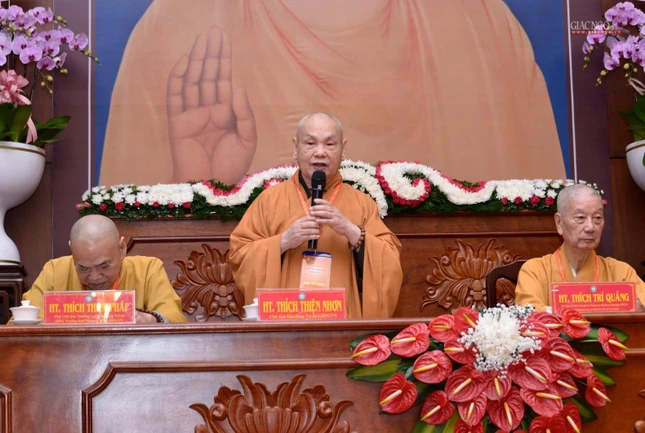 Hòa thượng Thích Thiện Nhơn phát biểu chỉ đạo