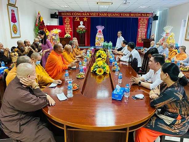 Chia sẻ các nhiều vấn đề liên quan hoạt động Phật sự của Ban Trị sự