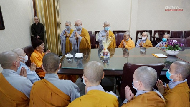 Khánh tuế Trưởng lão Hòa thượng Thích Đức Nghiệp tại tổ đình Vĩnh Nghiêm