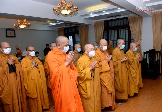 Cầu nguyện năm mới với nhiều thiện duyên trong hoạt động Phật sự - Ảnh: Bảo Toàn