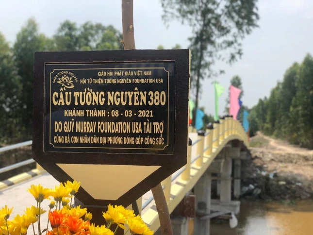 Cầu Tường Nguyên 380 được đưa vào sử dụng tại ấp 3, xã Thạnh Tân - Ảnh: CTV