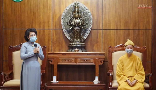 Bà Tô Thị Bích Châu phát biểu cảm ơn