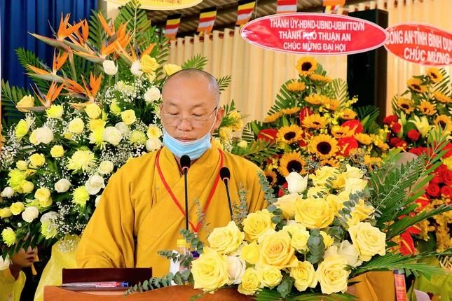 Thượng tọa Thích Chúc Minh đọc diễn văn khai mạc Đại hội