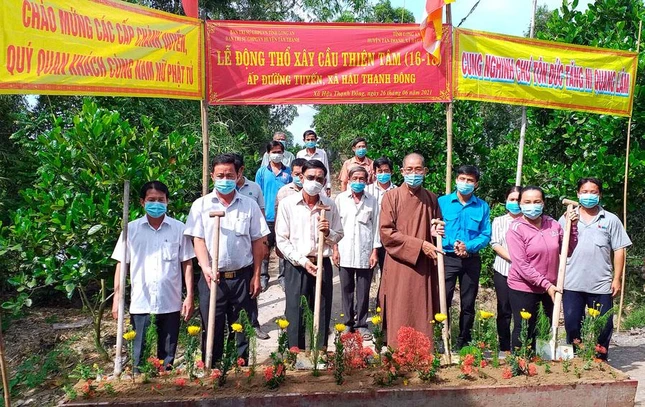 Ban Trị sự huyện Tân Thạnh khởi công xây dựng cầu nông thôn