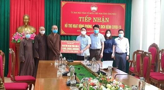 Ban Trị sự Phật giáo tỉnh Vĩnh Phúc trao 100 triệu đồng ủng hộ phòng chống dịch Covid-19 Ban Trị sự Phật giáo tỉnh Vĩnh Phúc trao 100 triệu đồng ủng hộ phòng chống dịch Covid-19