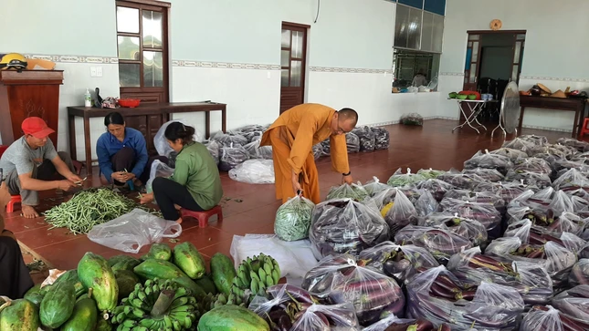 Quà được gom góp từ Đắk Song