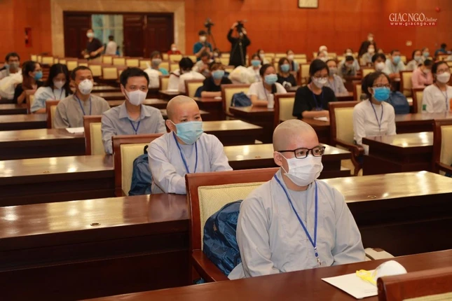 Đợt 1 này có 12 vị Ni tham gia tình nguyện