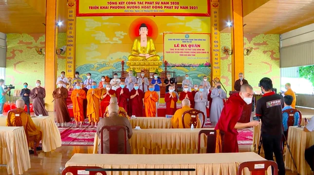 35 Tăng Ni, Phật tử tham gia đợt 1 phòng chống Covid-19 trên địa bàn tỉnh - Ảnh: BĐN