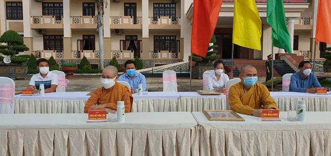 Đại diện Phật giáo tỉnh tham gia chương trình